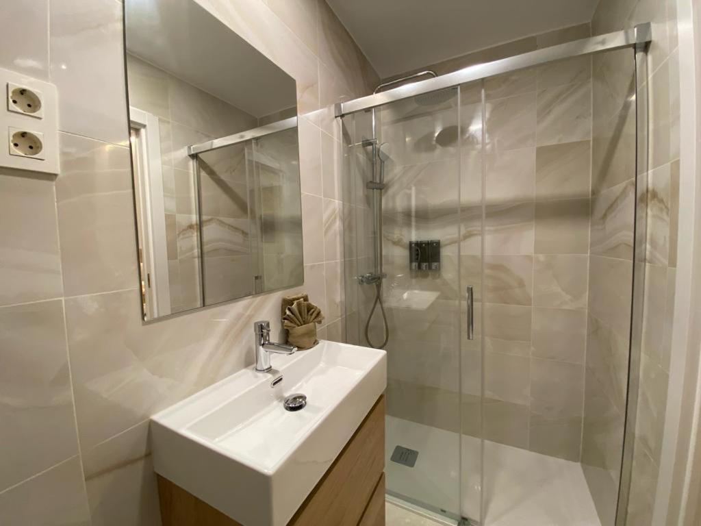 Refugio 2Br Y 2Ba Azca/Bernabeu Apartment Мадрид Екстериор снимка